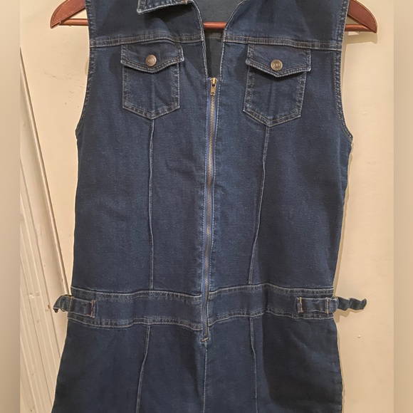 Dark indigo jean/denim jumpsuit. Size Xs - Picture 5 of 5